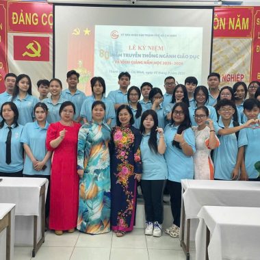 TRUNG TÂM GDNN-GDTX QUẬN 1 TƯNG BỪNG KHAI GIẢNG NĂM HỌC MỚI 2025-2026